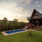 Sevgililer Günü İçin Sapanca’da Romantik Bungalov Tatili Önerileri